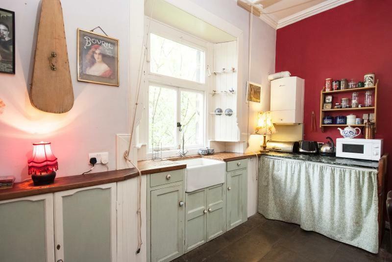 Central Apartment With Parking, Original Art And Antiques Edimburgo Exterior foto